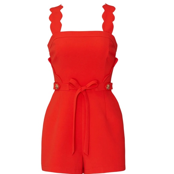 Adelyn Rae Lenora Scallop Romper Size Small - Picture 4 of 16